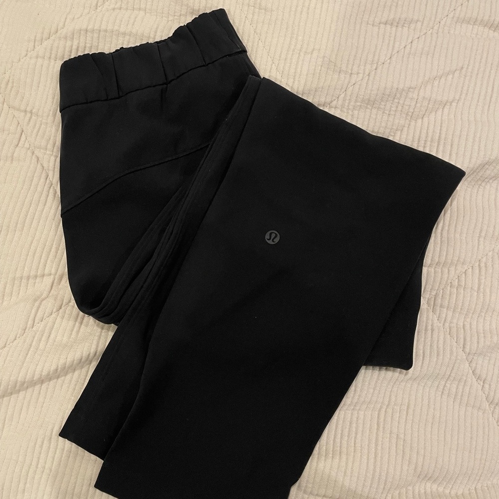 Lululemon On The Fly Pant 25” Woven